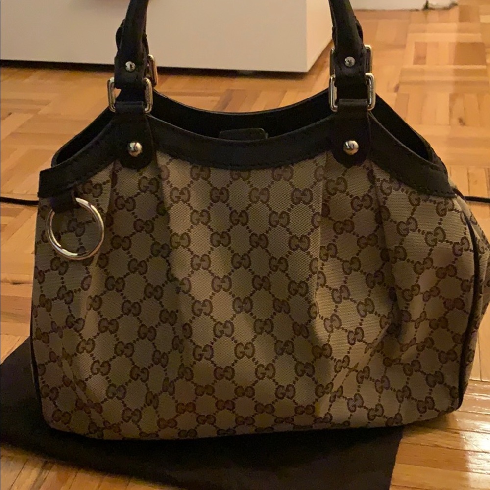Gucci Tote - Picture 3 of 15